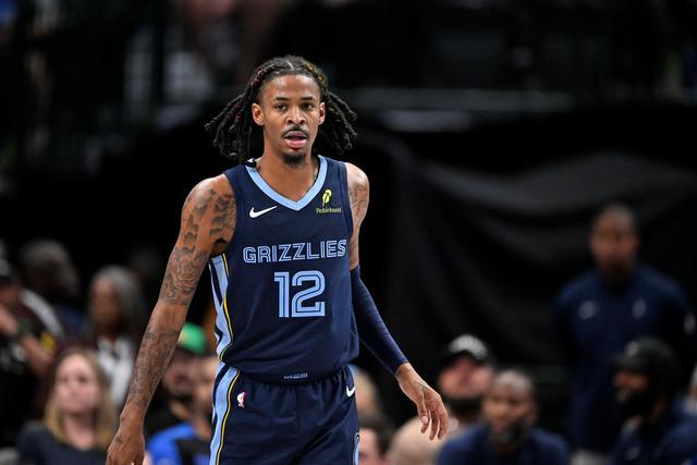 现代足球高手论剑 胜败就在一个指尖