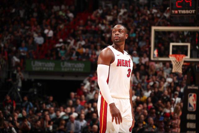 穆迪25分青岛加时胜天津 顾全40分深圳胜山东